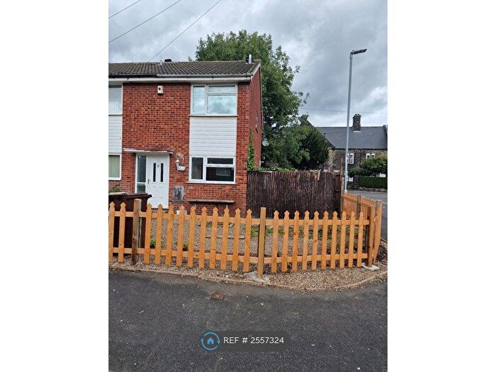 3 Bedroom Semi-Detached House To Rent In St Bartholomews Close, Armley, Leeds, LS12