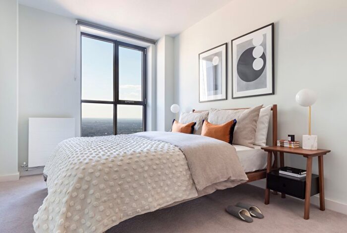 2 Bedroom Flat To Rent In George Street, Croydon, CR0