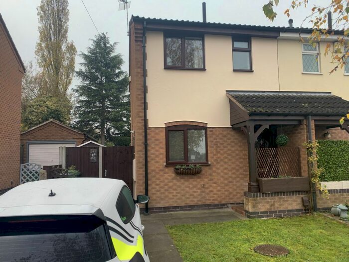 2 Bedroom Semi-Detached House To Rent In Gilmorton Avenue, Leicester LE2