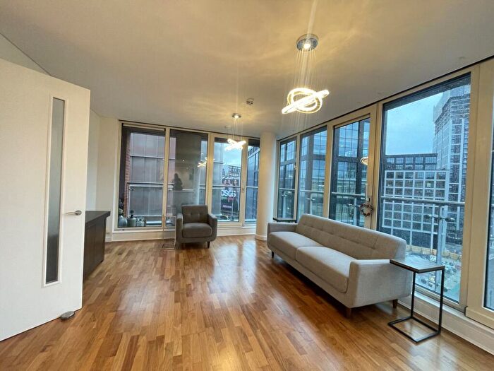 2 Bedroom Apartment To Rent In Leftbank, Spinningfields, Manchester, M3