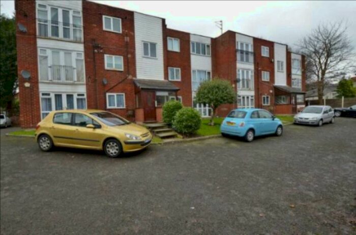 2 Bedroom Flat To Rent In Cumbria Court, Kersal Road, M25