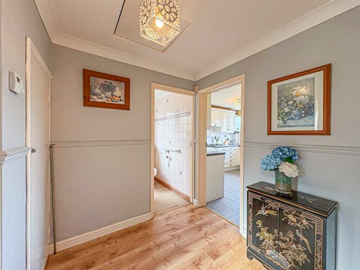 2 Bedroom Semi-Detached Bungalow For Sale In Grasmere Avenue, Hullbridge, Hockley, SS5