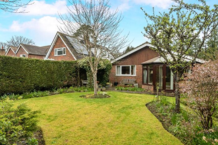 2 Bedroom Bungalow For Sale In Red House Lane, Elstead, Godalming, Surrey, GU8