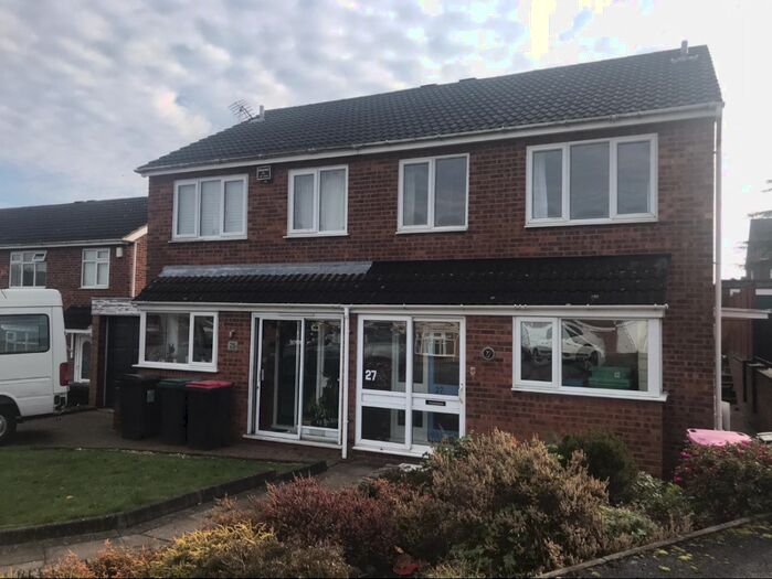3 Bedroom House To Rent In Temple Way, Coleshill, ., B46