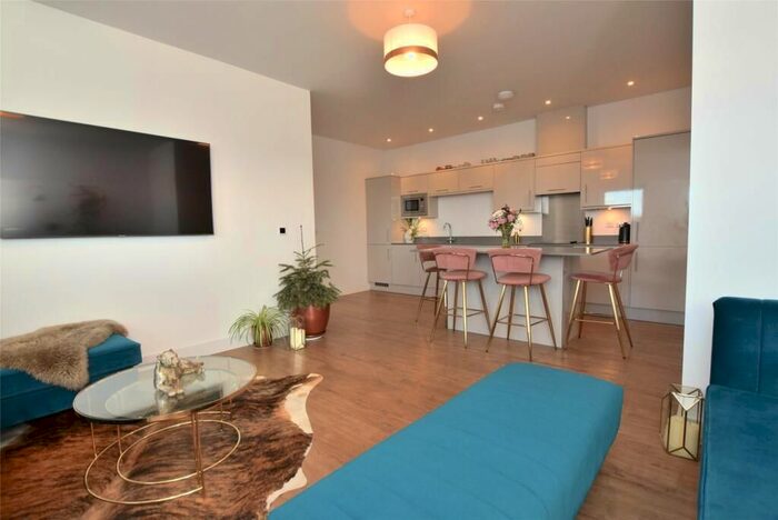 1 Bedroom Flat For Sale In Holgate Road, York, YO24
