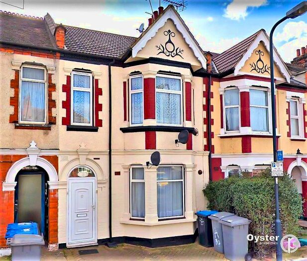 2 Bedroom Apartment To Rent In St Johns Road, Wembley, HA9