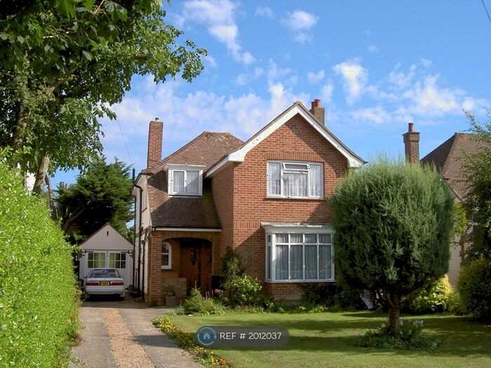 3 Bedroom Detached House To Rent In Willowhale Avenue, Bognor Regis, PO21