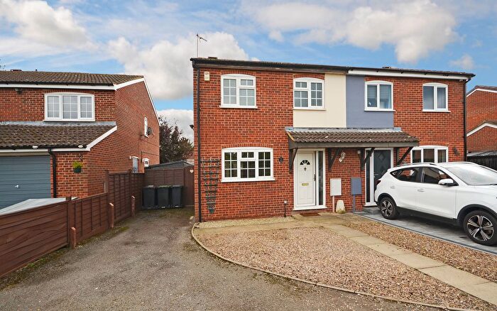 3 Bedroom Semi-Detached House To Rent In Mcinnes Way, Raunds, Northamptonshire, NN9