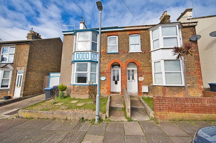 4 Bedroom Semi-Detached House For Sale In Court Road, Walmer, Kent, CT14