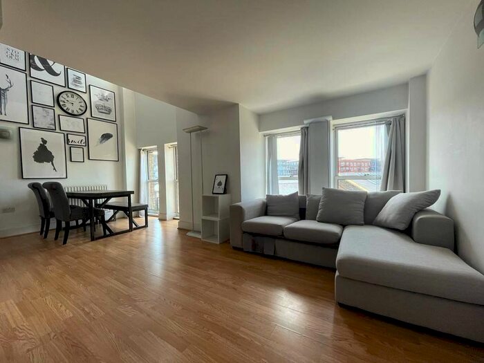 2 Bedroom Flat To Rent In Building, Cadogan Road, Woolwich, London, SE18