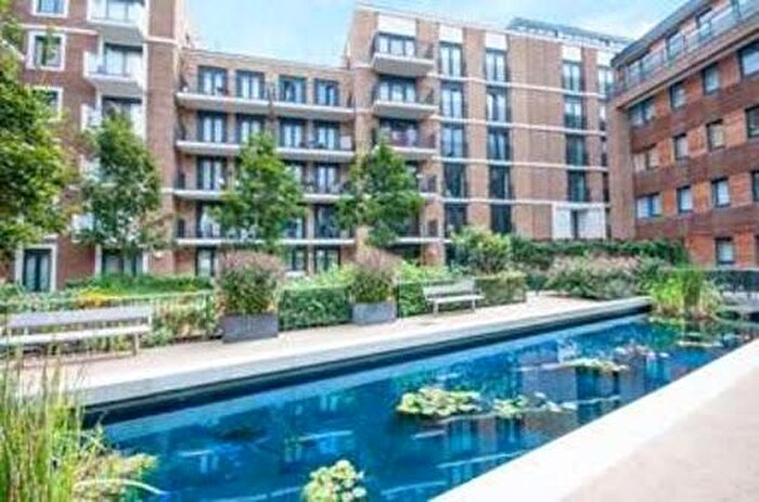 2 Bedroom Apartment To Rent In Fairmont House, Albatross Way, Canada Waters, Surrey Quays, London, SE16