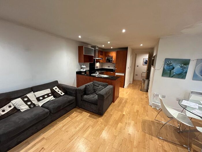 2 Bedroom Apartment To Rent In Magellan House, Clarence Dock, Leeds City Centre, LS10