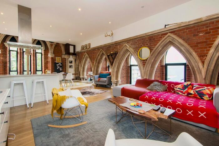 2 Bedroom Flat To Rent In Lynton Road, London, SE1