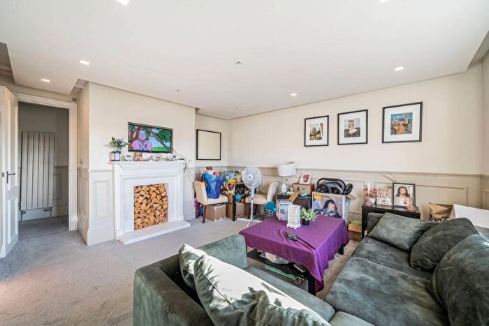 1 Bedroom Maisonette To Rent In St Peters Road, South Croydon, Croydon, CR0