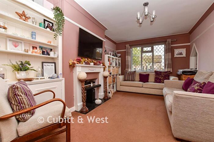3 Bedroom Terraced House For Sale In The Glade, Shirley, Croydon, Surrey, CR0