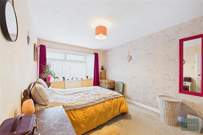 2 Bedroom Bungalow For Sale In Seymour Road, Trowbridge, BA14