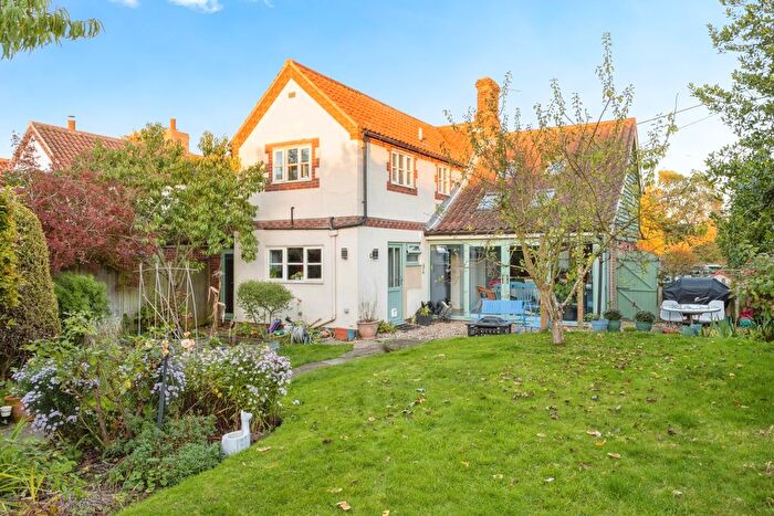 4 Bedroom Semi-Detached House For Sale In Folly Lane, Hingham, Norwich, Norfolk, NR9