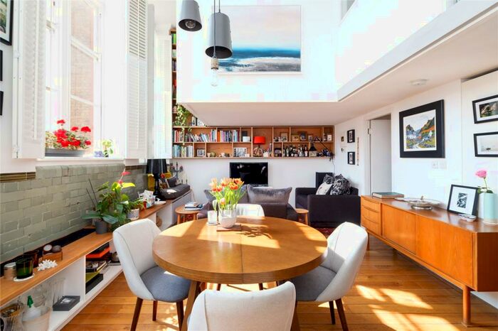 2 Bedroom Apartment To Rent In Kingsway Place, Sans Walk, Clerkenwell, London, EC1R