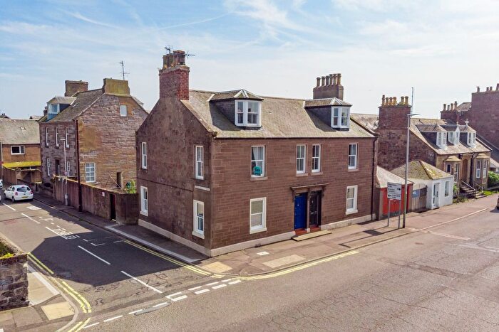 4 Bedroom Maisonette For Sale In Bridge Street, Montrose, DD10
