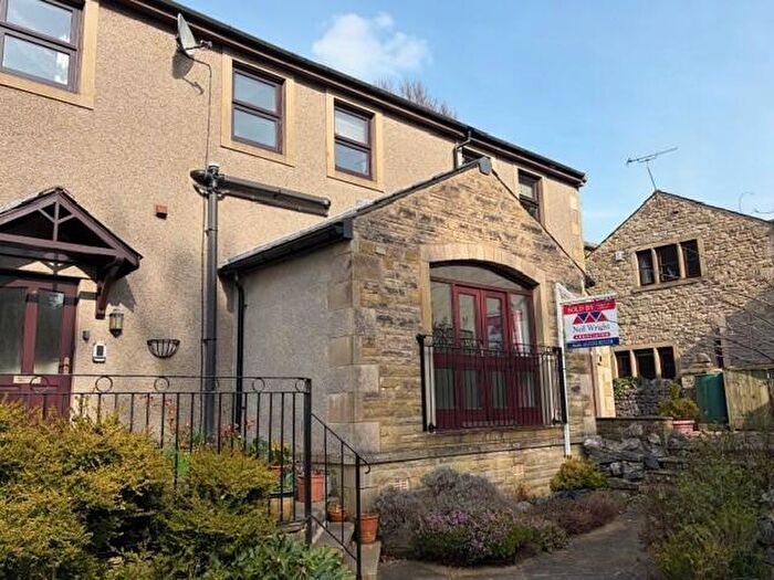 3 Bedroom Apartment For Sale In Bowerley, Langcliffe, BD24