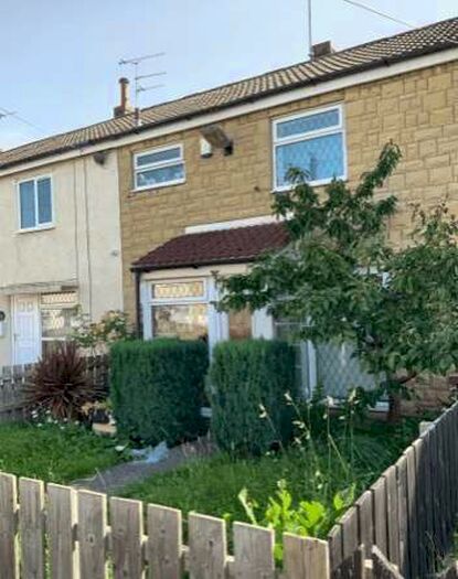 3 Bedroom Terraced House To Rent In Jetcourt, Orchard Park, Hull, HU6