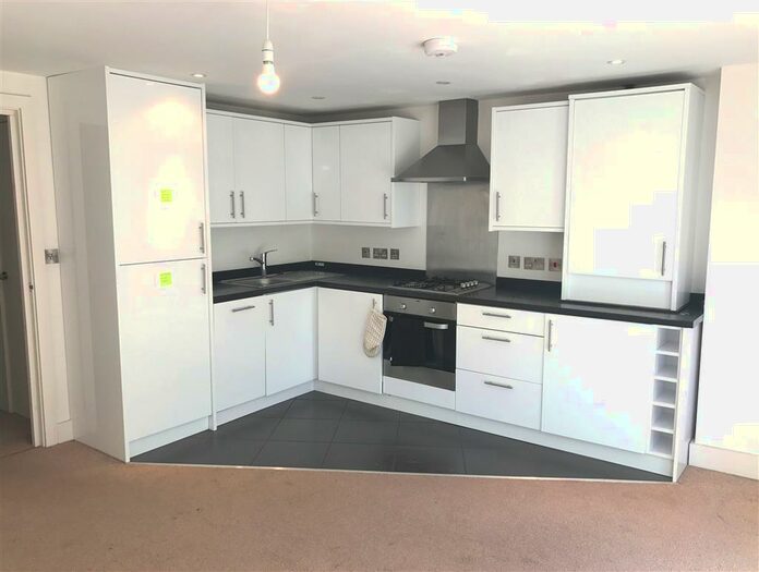1 Bedroom Flat To Rent In Wellesley Road, Sutton, SM2