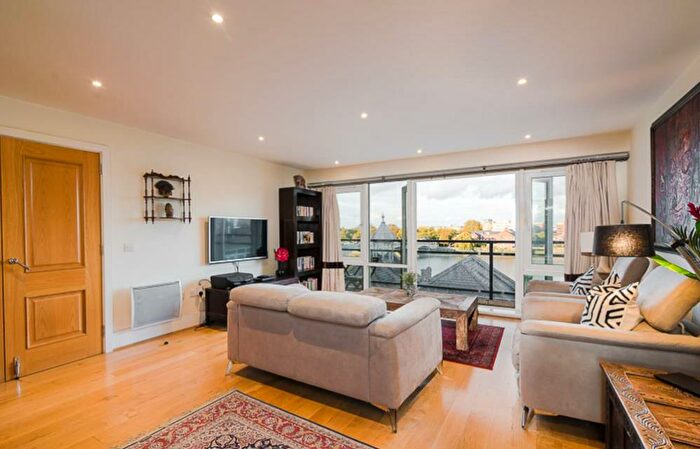 2 Bedroom Apartment To Rent In Abbey Road, St John's Wood, London, NW8