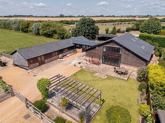 7 Bedroom Barn Conversion For Sale In Middle Drove, St. Johns Fen End, Wisbech, PE14