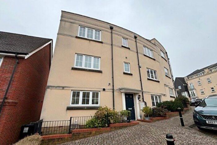 4 Bedroom Detached House To Rent In Taylor Close, Tonbridge, TN9