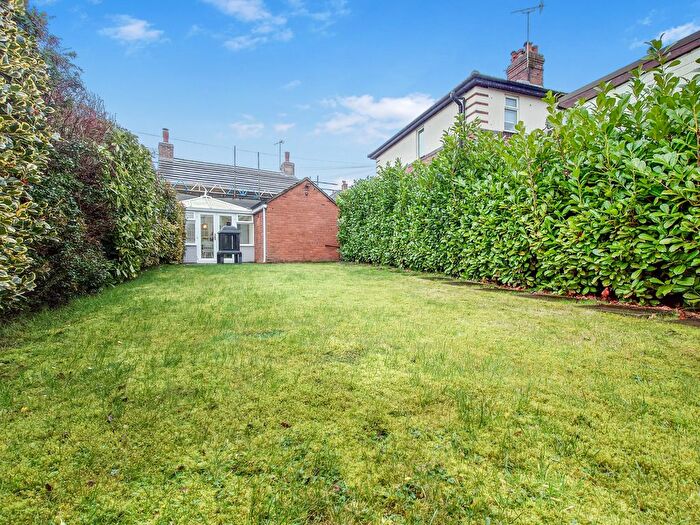 2 Bedroom Detached House For Sale In Ravens Lane, Bignall End, Stoke-On-Trent, ST7