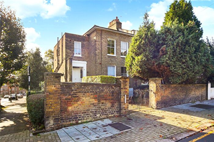 2 Bedroom Flat To Rent In Flat Wimbledon Park Road, London, SW18