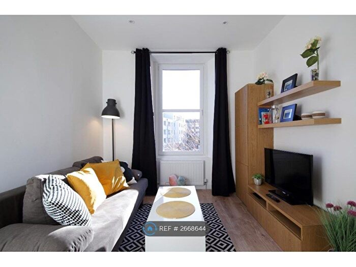 1 Bedroom Flat To Rent In Albert Street, Edinburgh, EH7