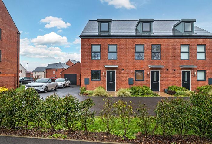 4 Bedroom End Terrace House For Sale In Centurion Road, Innsworth, Gloucester, Gloucestershire, GL3