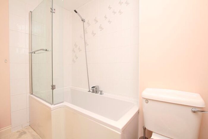 5 Bedroom Terraced House To Rent In Thomas Way - Stoke Park, BS16