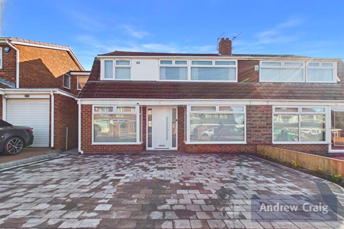 4 Bedroom Semi Detached House For Sale In Langdale, Birtley, DH3