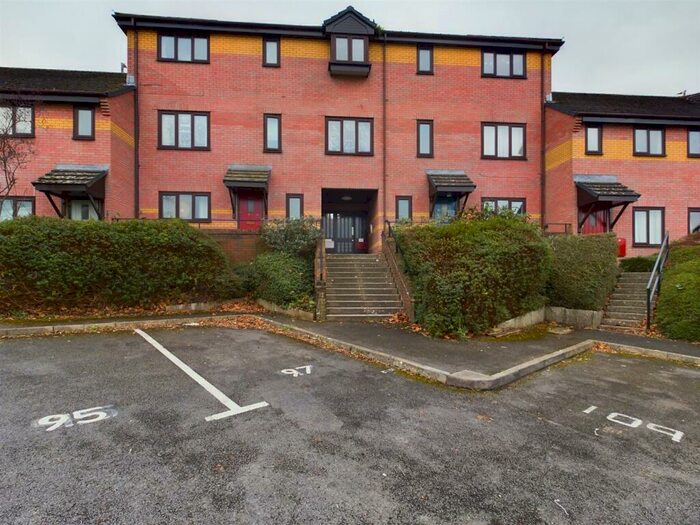 1 Bedroom Flat To Rent In County Street, Totterdown, BS4