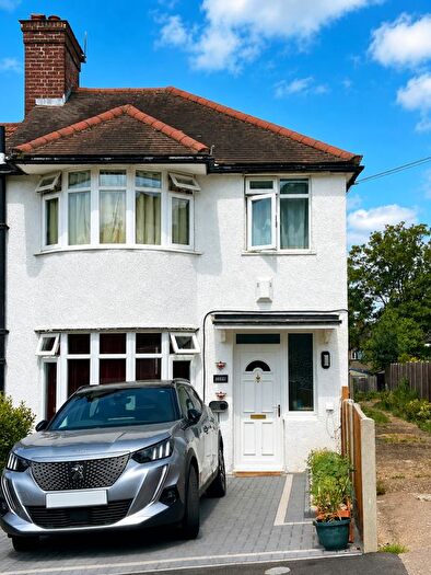 3 Bedroom End Of Terrace House To Rent In Donaldson Road, London, London, SE18