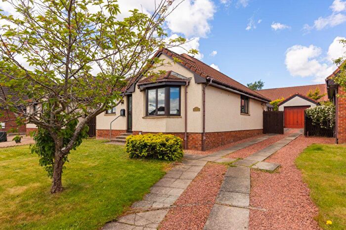 3 Bedroom Detached Bungalow For Sale In Rose Avenue, Bonnyrigg, EH19