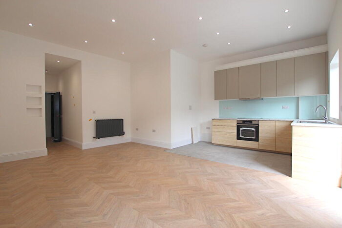 5 Bedroom Terraced House To Rent In Hurstbourne Gardens, Barking, Barking And Dagenham, IG11
