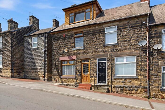 3 Bedroom End Of Terrace House For Sale In Thorncliffe Lane, Chapeltown, Sheffield, S35
