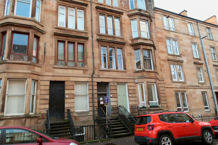 2 Bedroom Flat To Rent In Dixon Avenue, Govanhill, G42