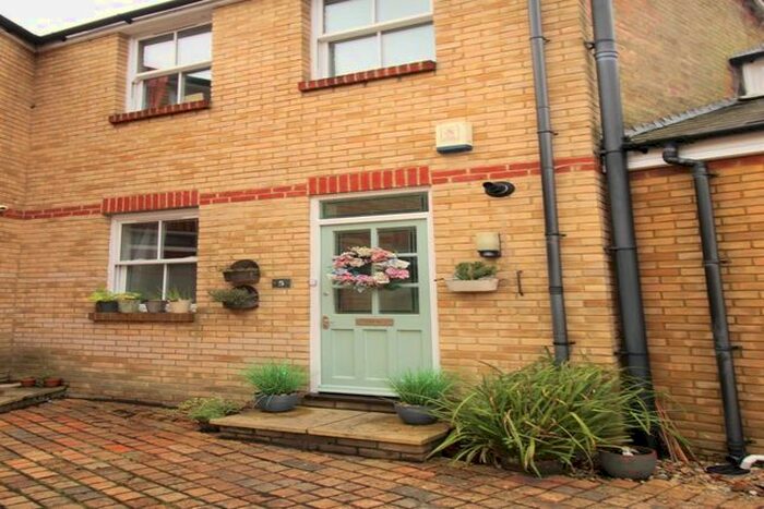 2 Bedroom Property To Rent In Seamoor Road, Westbourne, Bournemouth, BH4