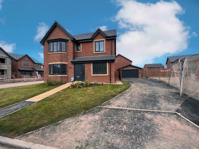 4 Bedroom Semi-Detached House To Rent In Sherbrook Drive, Banks, Southport, Lancashire, PR9