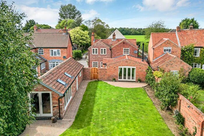 3 Bedroom Detached House For Sale In Screveton Road, Car Colston, NG13