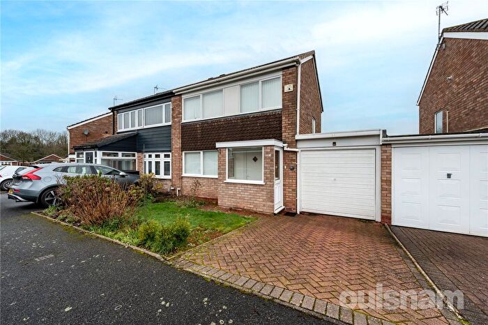 3 Bedroom Semi Detached House For Sale In Badger Close, Winyates West, Worcestershire, B98