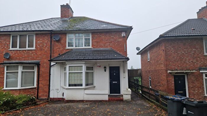 3 Bedroom Semi-Detached House To Rent In Uffculme Road, Birmingham, B30