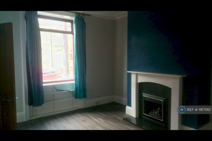 2 Bedroom Terraced House To Rent In Carlton House Terrace, Halifax, HX1