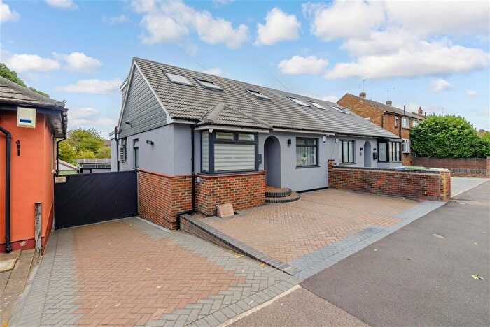 4 Bedroom Semi-Detached Bungalow For Sale In Norman Road, Belvedere, Kent, DA17