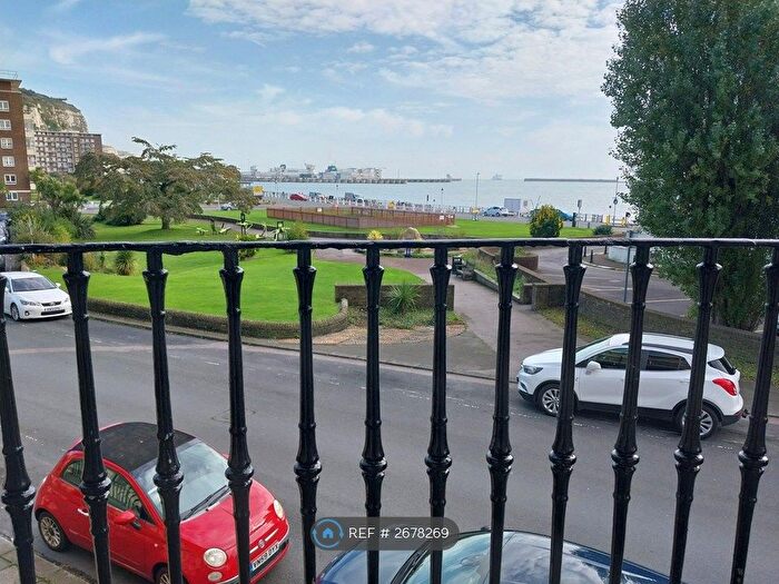 2 Bedroom Flat To Rent In Camden Crescent, Dover, CT16