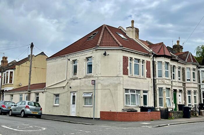 1 Bedroom Flat To Rent In St Johns Lane - Bedminster, BS3
